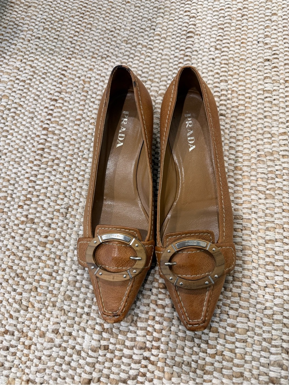 Vintage Prada Tan Leather Wood Buckle Kitten Heels - Size 36 - Picture 1 of 8